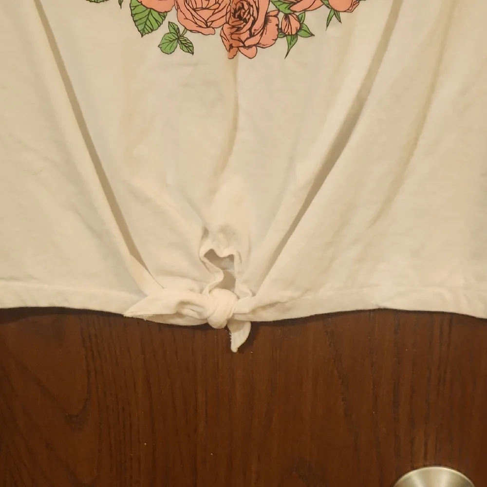 Grateful Dead Black and White Rose Skull Crop Top - Picture 5 of 5